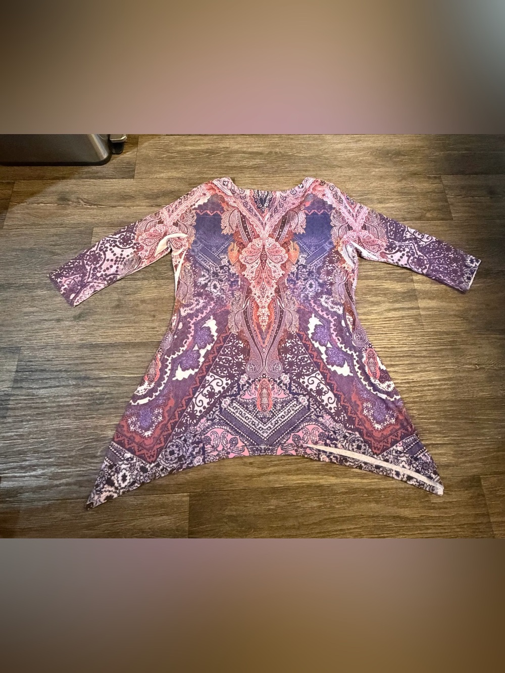 Women’s World Unity Purple Boho Hippie Paisley 3/4 Sleeve Shark Bit Hem Size M - Picture 8 of 8